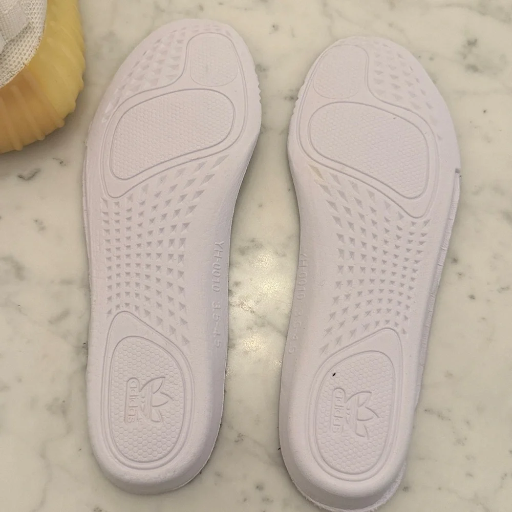 Adidas Yeezy Boost 350 V2 Cream White Size 5 (Triple White) Authentic - Picture 7 of 7